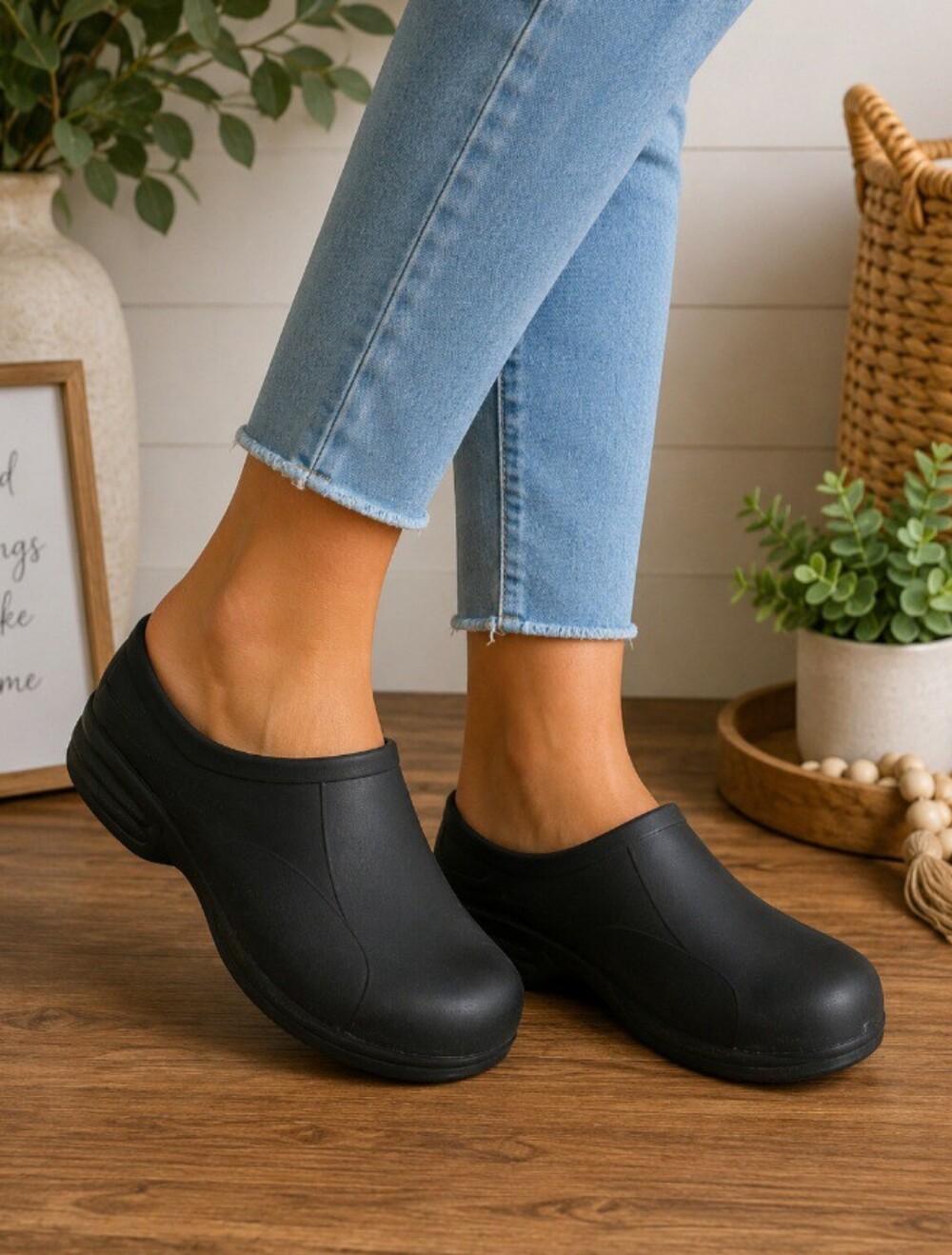 Women's Black Slip-On Comfort Mules